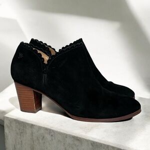 Jack Rogers Suede Marianne Ankle Boots Size 7 Scalloped Edge Block Heel
